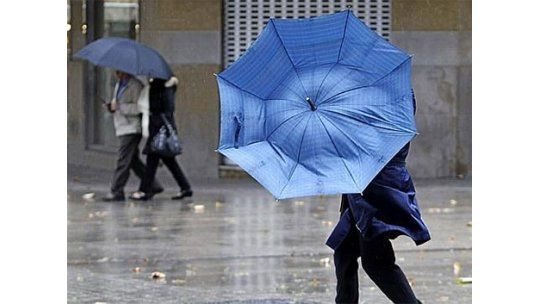 Hoy estará fresco, ventoso con precipitaciones, dice Vázquez Melo