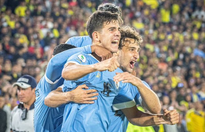 El festejo de Facundo González tras el gol de Uruguay. Foto: Selección Uruguaya en Twitter, oficial.