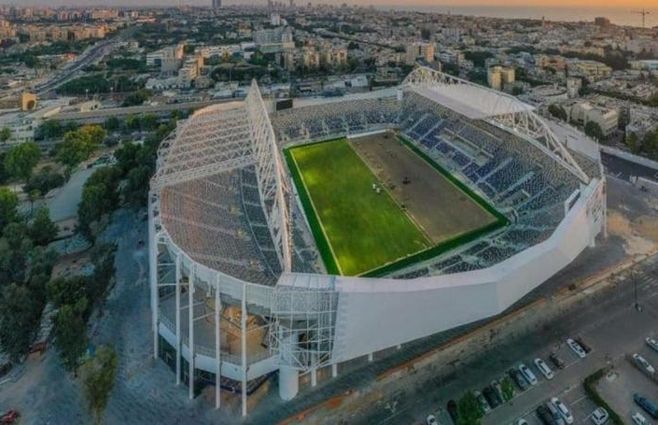 Estadio New Bloomfield&nbsp; fue inaugurado en 1962 en Jaffa, Tel Aviv. Allí juegan como locales los clubes&nbsp;&nbsp;Happoel , Maccabi y&nbsp;Bnei Yehuda.