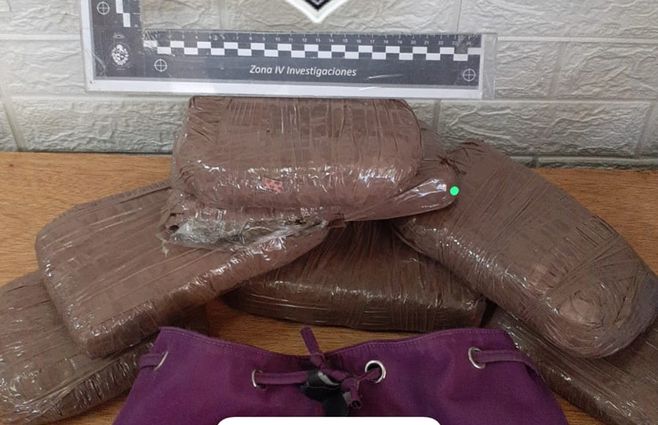 Foto cedida a Subrayado. La marihuana incautada a los detenidos, en La Teja.&nbsp;
