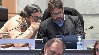 zunino comparecio a la junta para explicar las 826.000 horas extras que pago la intendencia en 2023