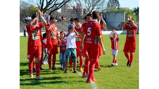 Histórica victoria de Rentistas 6 a 5 ante Defensor Sporting