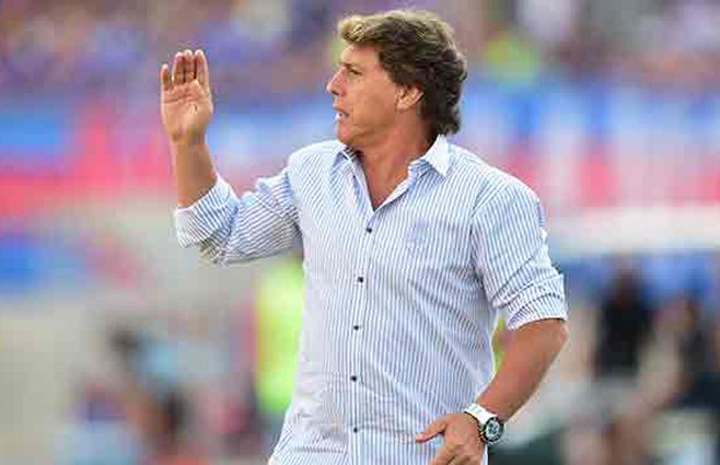 Juan Ramón Carrasco: al principio de su carrera trabaja con énfasis en la delantera, pero ahora le ha agregado a sus equipos balance y pausa.