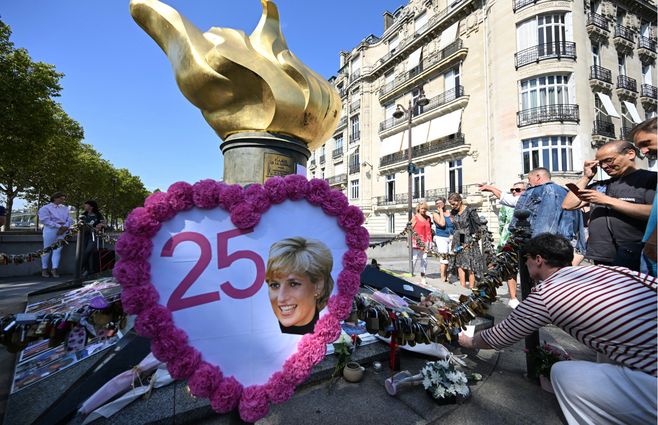 Recuerdos y homenajes a la princesa Diana. AFP.