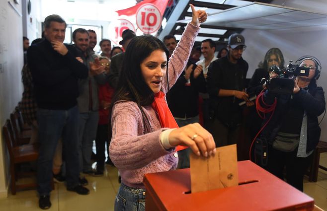virginia-cáceres-votación-foco-uy.jpg