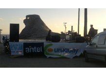 Uruguay a toda costa lanzó 10ª temporada: musica y deporte en la playa