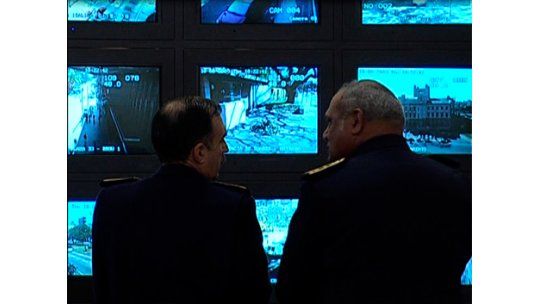 Mujica recibió plan de acción para combatir eventuales saqueos