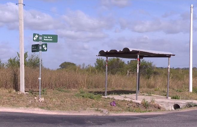 campo-camino-la-redención-y-camino-los-camalotes