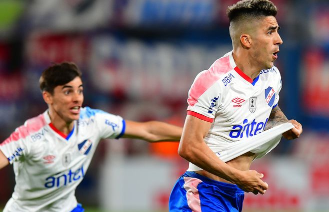 leandro-fernandez-festejo-gol-nacional-cerrito-clausura-fecha-13.jpg
