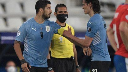 uruguay le gano a paraguay y se enfrentara a colombia en cuartos