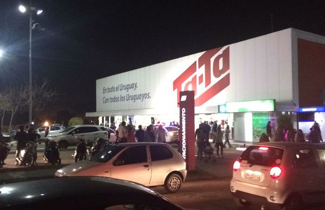 supermercado-tata-cerro-de-Salto.jpg
