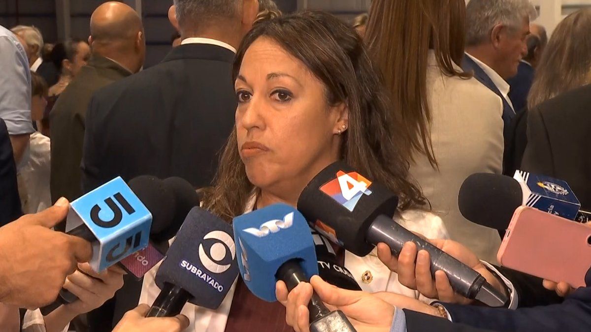 Gobierno evalúa precio del combustible y no descarta adelantar suba: 