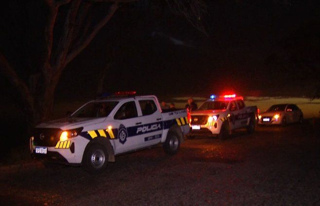 Foto: Subrayado. Policía en la zona de la Fortaleza del Cerro, Montevideo.