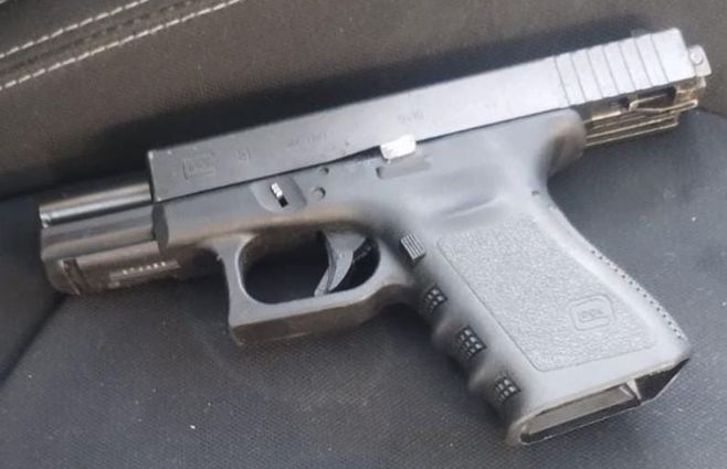 pistola-glock-incautada-tiroteo-borro.jpg