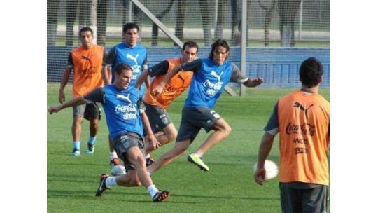 Selección uruguaya ya está en Ucrania por amistoso