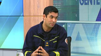 vocero de bomberos explico por que fue tan dificil apagar el incendio en punta shopping