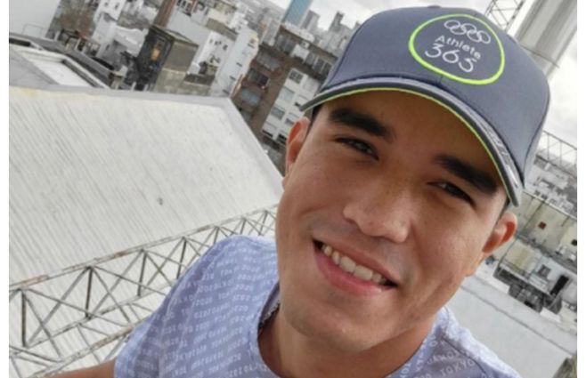 Sella ya instalado en Montevideo. En Trinidad y Tobago sobrevivió en varios oficios mientras intentaba ser elegido para los Juegos Olímpicos. 