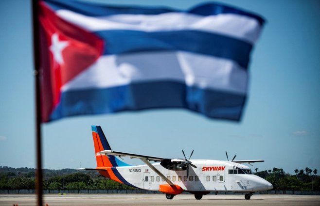 Foto: APF. Avión en Cuba.