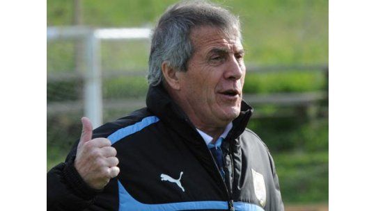 Neutrales se reunieron con Tabárez y la celeste está blindada