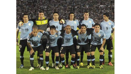 La lista de reservados de Tabárez para Ecuador y Argentina