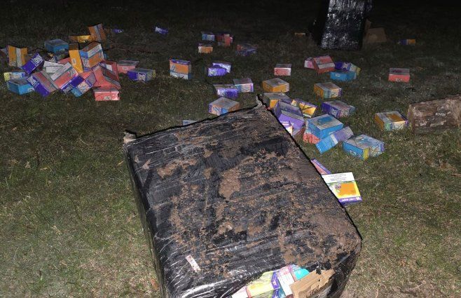 Los cigarrillos electrónicos incautados por la Prefectura de Fray Bentos. Foto: Armada Nacional.