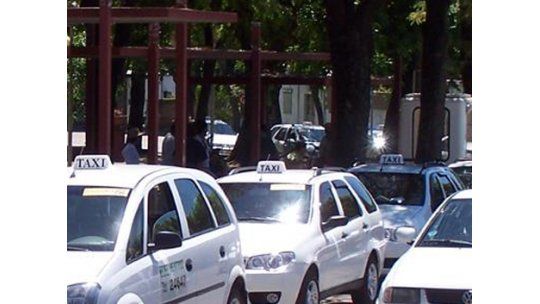 Taxista en Durazno recibió un tiro en la boca por $250: está vivo