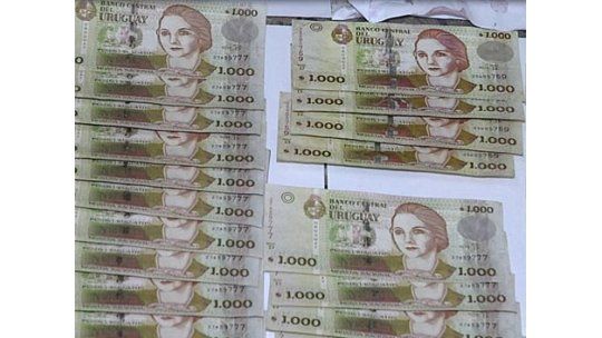 Desarticulan banda que falsificaba billetes de $ 1.000