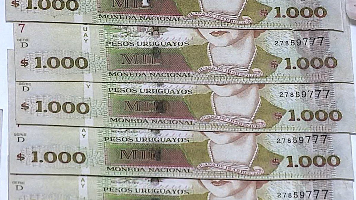 Justicia uruguaya condena a trece personas por fraude en local de cobranzas