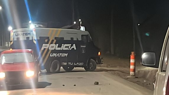 Doble homicidio: atacantes interceptaron a las víctimas que iban en un auto y les dispararon