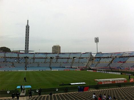 Un reclamo salarial paraliza el fútbol uruguayo por tiempo