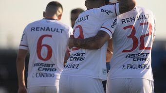 nacional gano con gol de fagundez; luis suarez jugo los 90 minutos