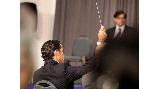 Director blanco del BCU pidió analizar el aval del BROU a Cosmo