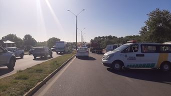 joven de 19 anos murio al chocar con un camion que ingresaba marcha atras a un deposito