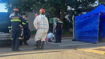 cientifica y bomberos reinspeccionan tuneles y alcantarillas de ciudad vieja tras el intento de robo a un banco