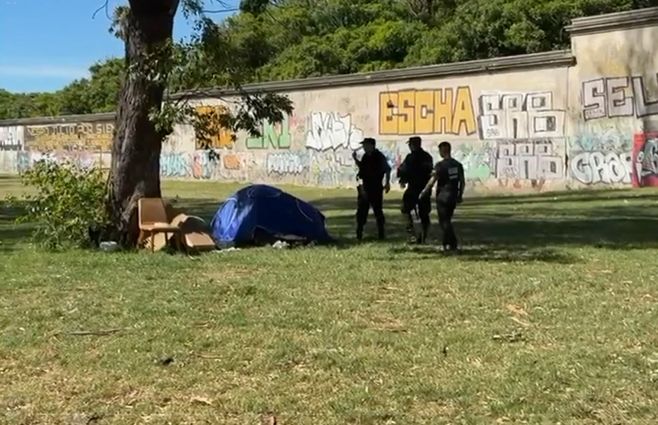 Operativo para levantar personas en calle este viernes.