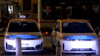 imm presento nuevos taxis electricos apostando al desarrollo sostenible