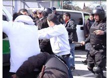 Jovenes violentos en la frontera por consumo de caña brasilera