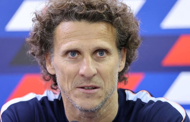 Diego Forlán, en conferencia de prensa. Foto: AFP.