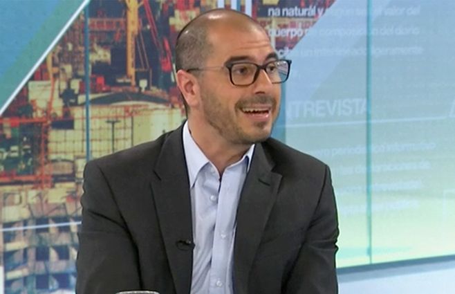 Juan-Andres-Roballo-en-canal-10.jpg