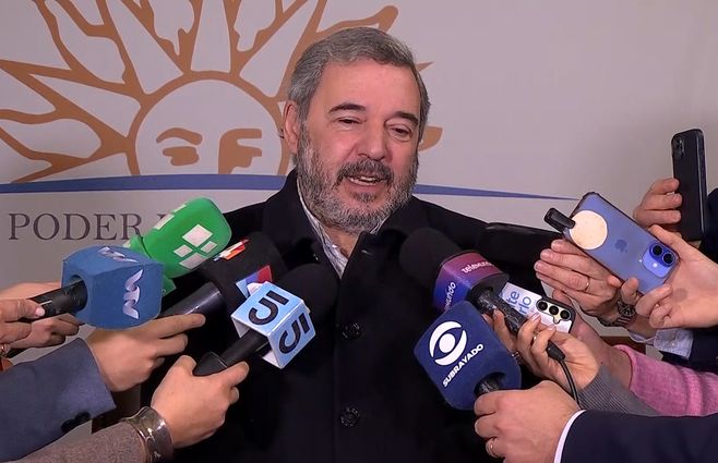 mario-bergara-renunció-al-senado.jpg