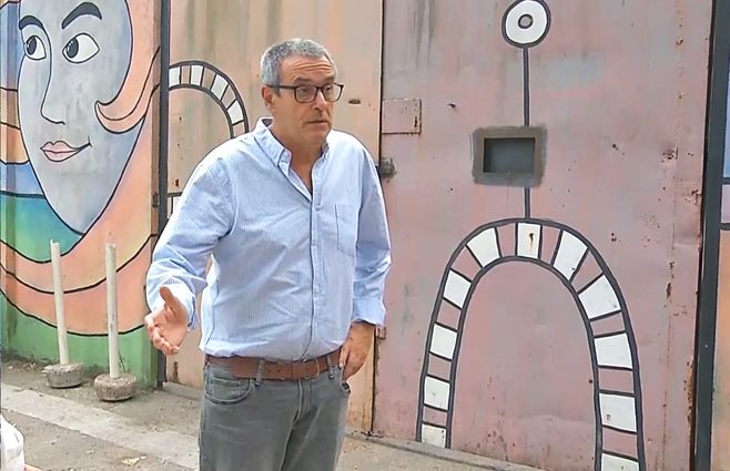 Foto: Subrayado. Jaime Saavedra en centro de Inisa en Bulevar Artigas y Cufré.