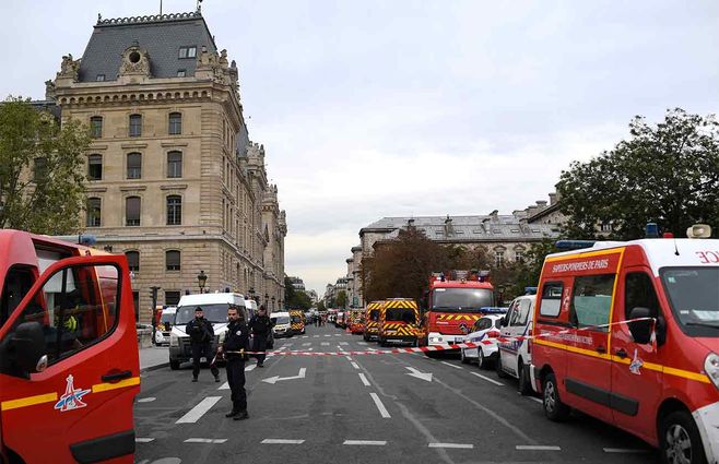 paris-ataque-policias-muertos-AFP.jpg