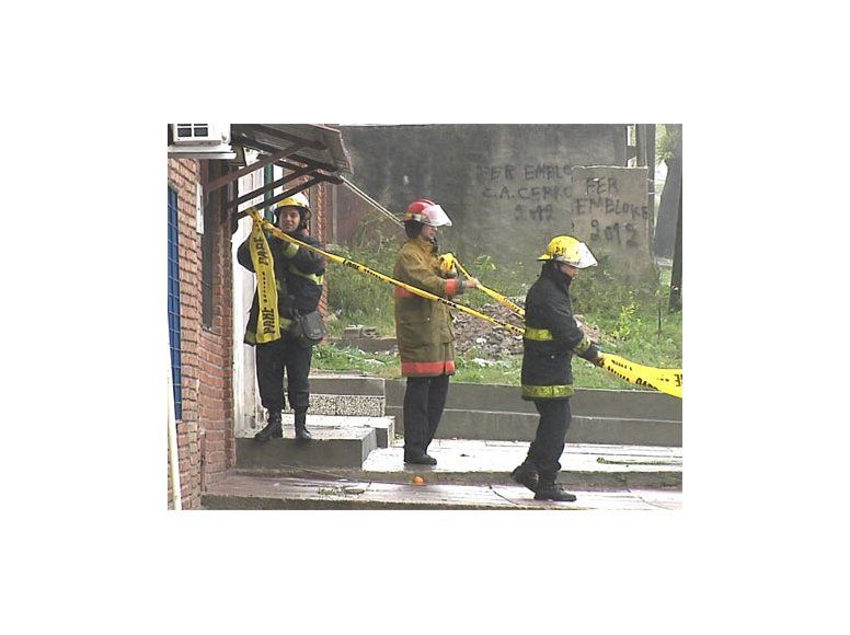 Temporal: 30.000 clientes sin luz y 165 evacuados en todo el país