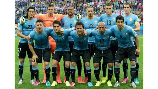 Uruguay obligado a ganar ante Italia tras victoria de Costa Rica