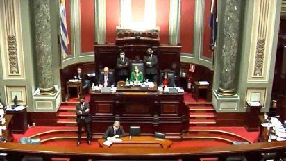 parlamento levanta el receso para votar leyes urgentes del ejecutivo por el covid