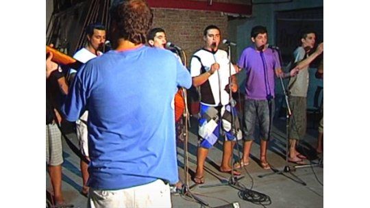 La Trasnochada reparte bohemia y juventud por los tablados