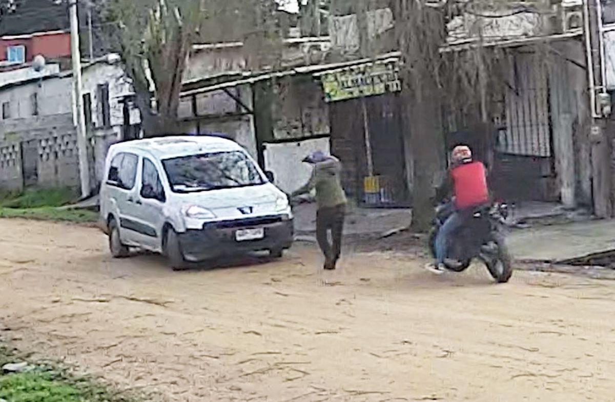 Vecinos denuncian rapiñas en Villa García y reclaman más seguridad en la zona; al menos dos robos quedaron grabados