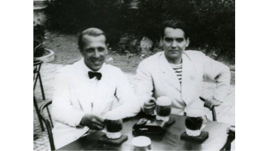 Libro devela que escritor uruguayo fue amante de García Lorca