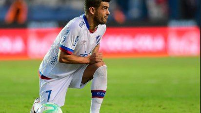 Luis Aguiar busca su mejor versión en Copa Libertadores. Es un jugador con gran tolerancia a la altura