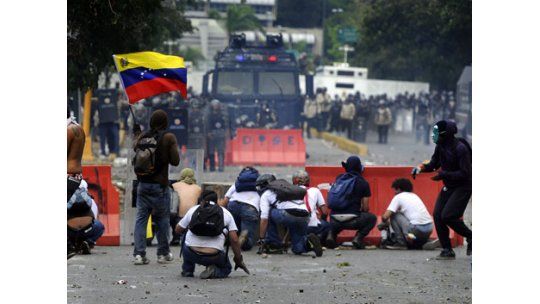 Tres muertos más por protestas en Venezuela; suman 24 fallecidos